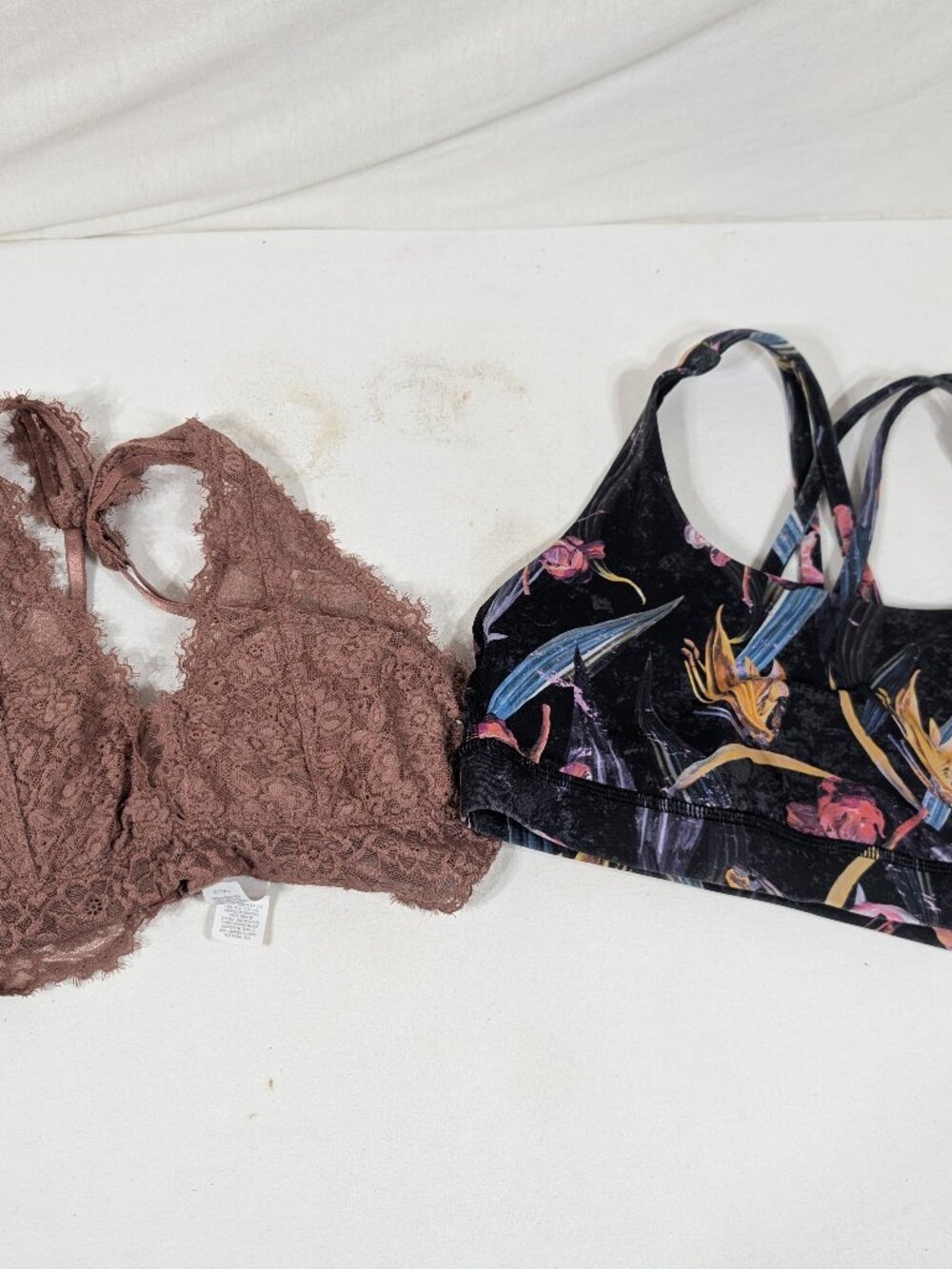 Fashion Bras Lululemon & Arie